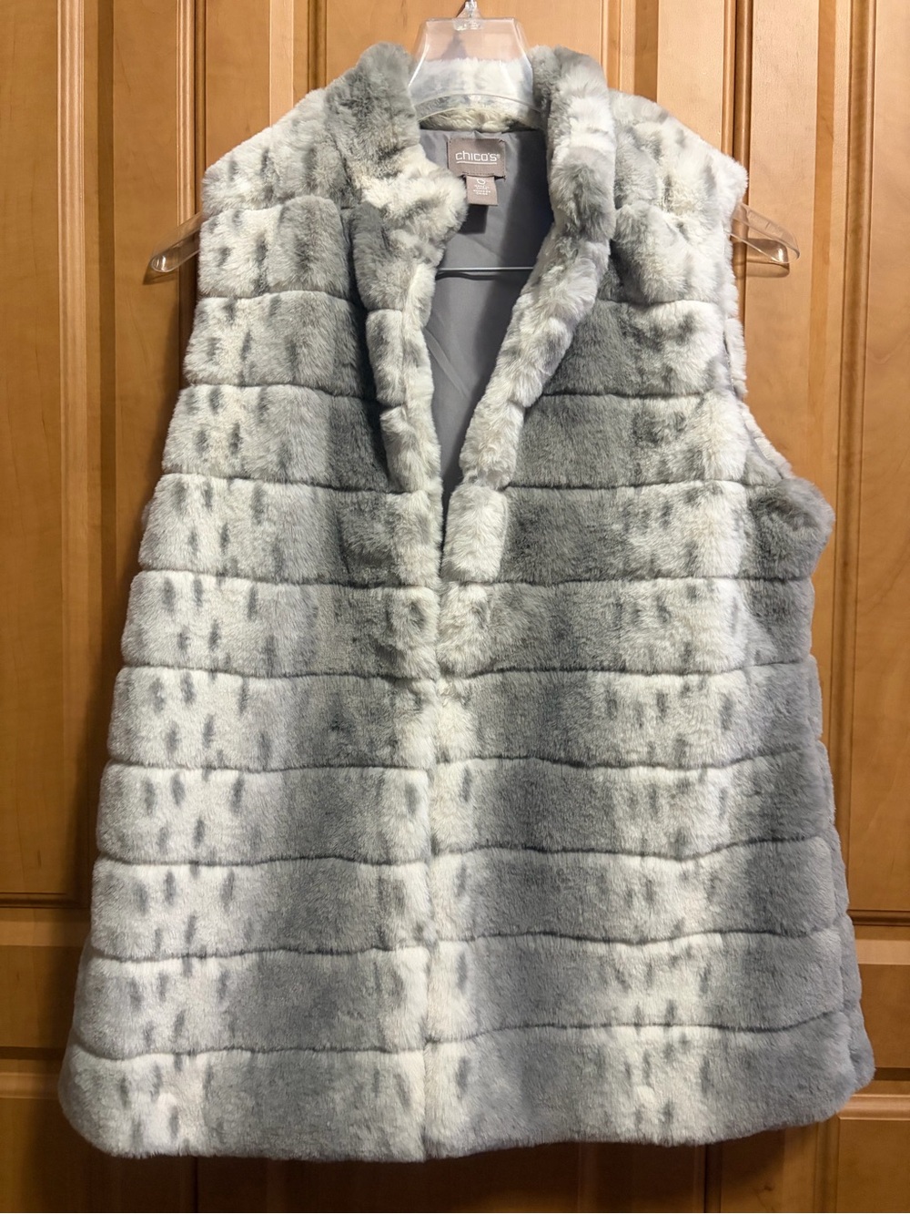 Chico's Plush Faux Fur Vest in Light Gray and White